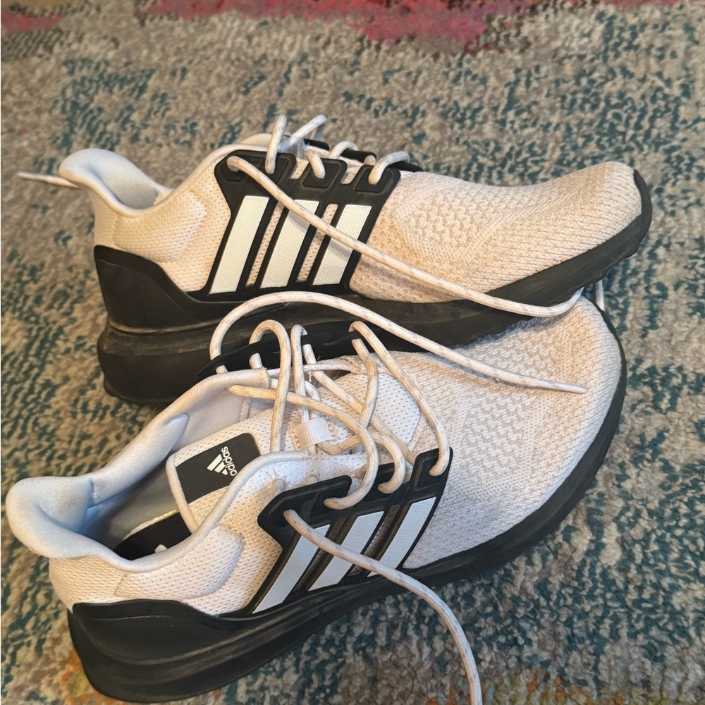 Adidas Men's Cream and Black Sneakers